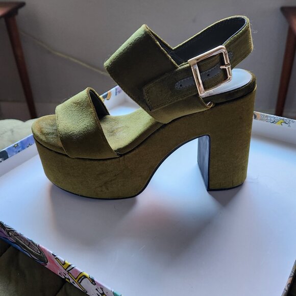 JEFFREY CAMPBELL CRUSHED GREEN VELVET PLATFORMS - Picture 2 of 5